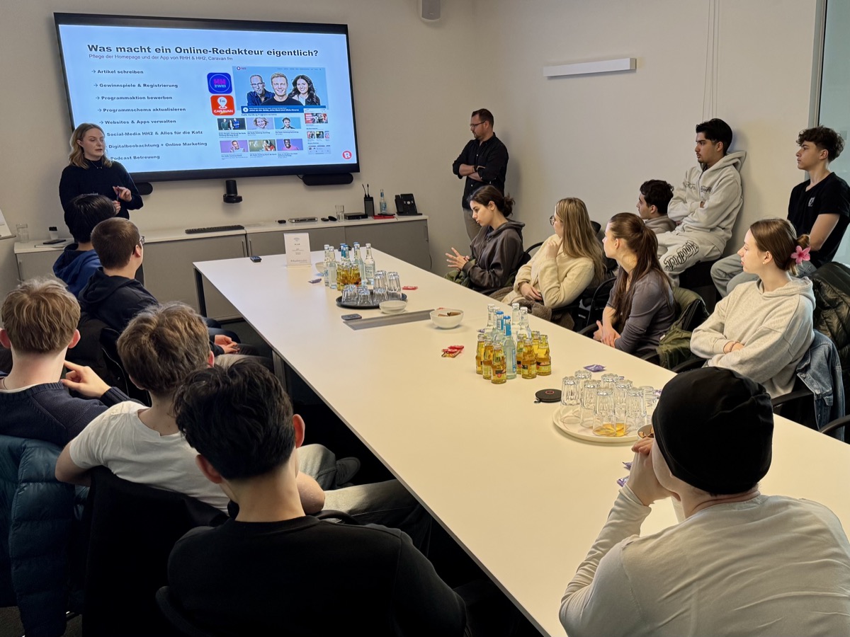 RadioHamburgSocialMedia25